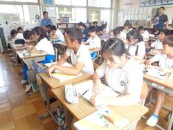 教育実習生研究授業（6年生）