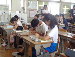 教育実習生研究授業（6年生）