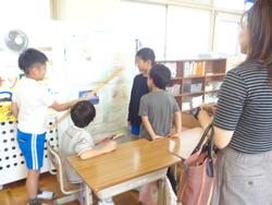 2年生町探検での学びを発表