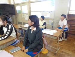 掲示委員会の様子
