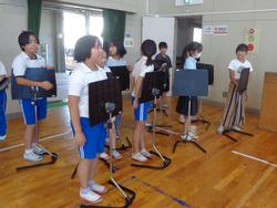 音楽会に向けて体育館練習の準備