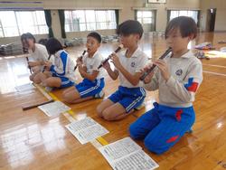 6年生音楽会の体育館練習