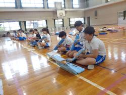 6年生音楽会の体育館練習
