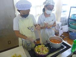 6年生調理実習の様子