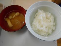 5年生家庭科の授業（調理実習）