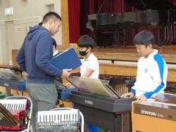 6年生音楽会の練習
