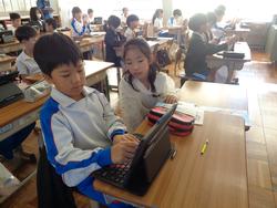 4年生外国語活動