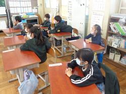 1年生図工の授業