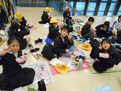 3年生校外活動の様子