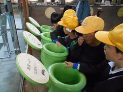 3年生校外活動の様子