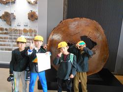 3年生校外活動の様子