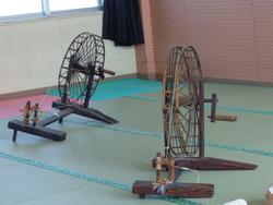 1年生糸車をまわしてみたよ