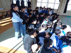 1年生糸車をまわしてみたよ