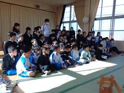 1年生糸車をまわしてみたよ