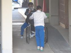 4年生車椅子体験の様子