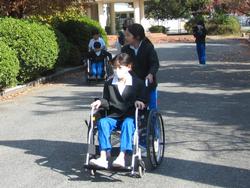 4年生車椅子体験の様子