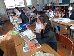 4年生社会の授業