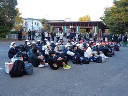 6年生修学旅行出発式の様子