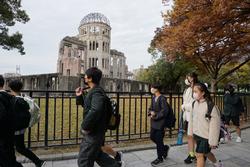 6年生修学旅行 原爆ドーム見学