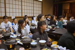 6年生修学旅行宮浜グランドホテル入館式の様子