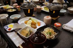 6年生修学旅行夕食の様子