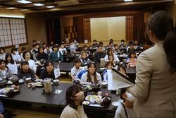 6年生修学旅行宮浜グランドホテル入館式の様子