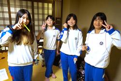 6年生修学旅行ホテル部屋の中での様子