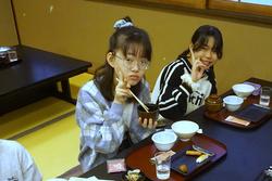 6年生修学旅行夕食の様子