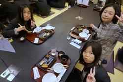 6年生修学旅行ホテル部屋の中での様子