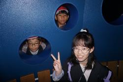 6年生修学旅行宮島水族館での様子