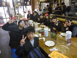 6年生修学旅行昼食の様子