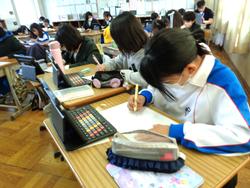 イラスト・マンガクラブの様子