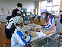 家庭科クラブの様子