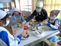 家庭科クラブの様子