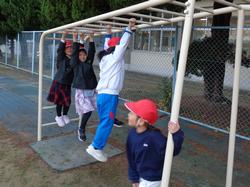 幼稚園との交流遊び