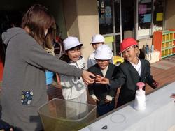 幼稚園との交流遊び