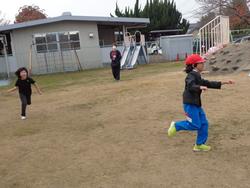 幼稚園との交流遊び