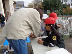 幼稚園との交流遊び