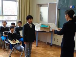 全校朝会の様子