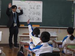 1年生国語の授業（研究授業）