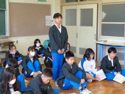 6年生救急法講習会の様子