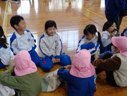 1年生幼稚園を招いてお祭り