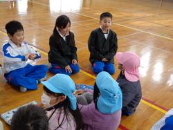 1年生幼稚園を招いてお祭り