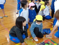 1年生幼稚園を招いてお祭り