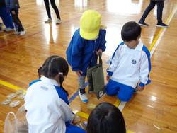 1年生幼稚園を招いてお祭り