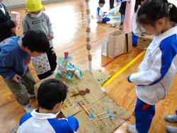 1年生幼稚園を招いてお祭り