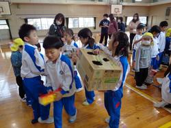 1年生幼稚園を招待してのお祭り