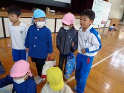 1年生幼稚園を招待してのお祭り