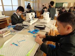 6年家庭科の授業