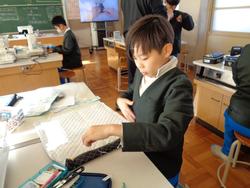 6年家庭科の授業